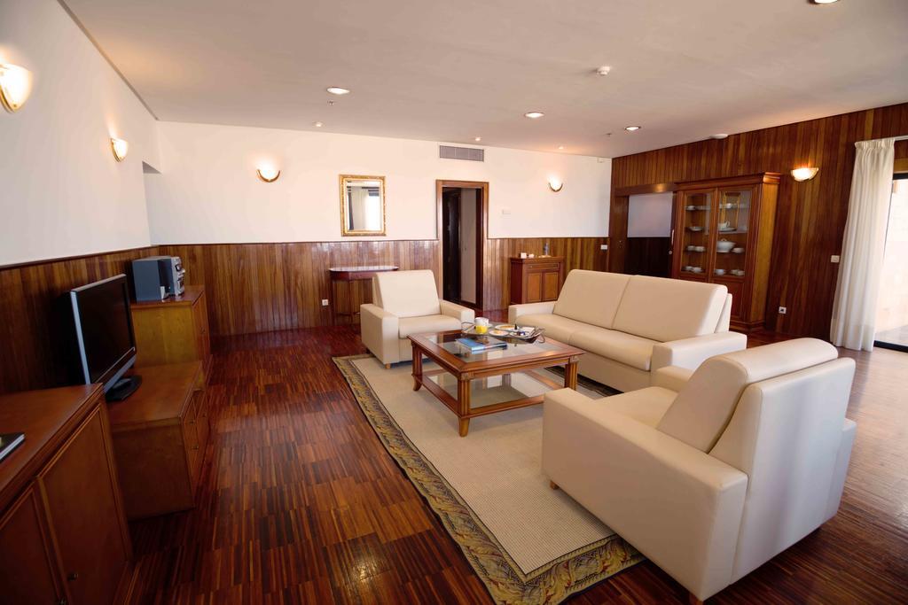 Hotel Escuela Santa Cruz Εξωτερικό φωτογραφία